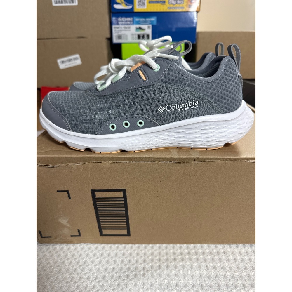 Columbia Fishing Shoes Womens 6.5 PFG Castback Grey Fishing BK5879-021 NWOB
